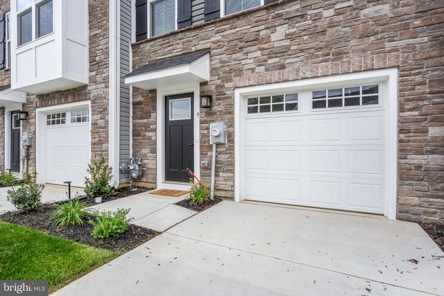9 FOXWOOD DR, Hainesport, NJ 08036