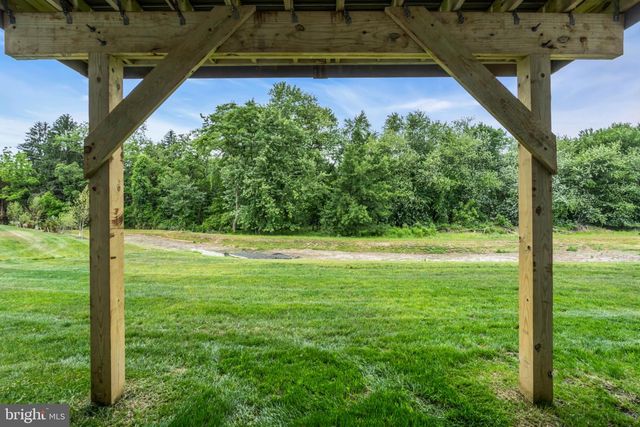 9 FOXWOOD DR, Hainesport, NJ 08036