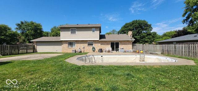 7107 Hearthstone Way, Indianapolis, IN 46227