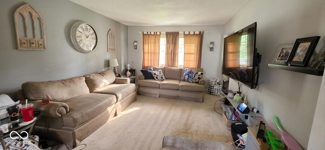 7107 Hearthstone Way, Indianapolis, IN 46227