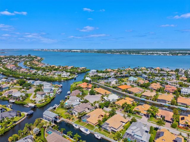 4714 MAINSAIL DRIVE, Bradenton, FL 34208