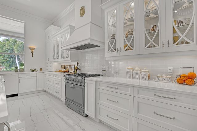 7807 Ironhorse Boulevard, West Palm Beach, FL 33412