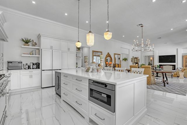 7807 Ironhorse Boulevard, West Palm Beach, FL 33412