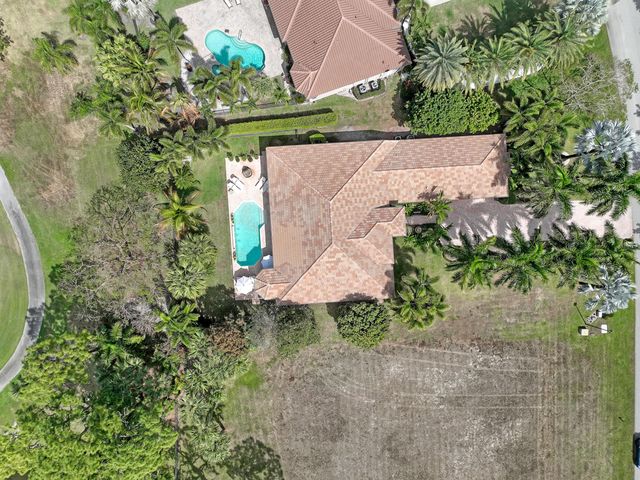 7807 Ironhorse Boulevard, West Palm Beach, FL 33412