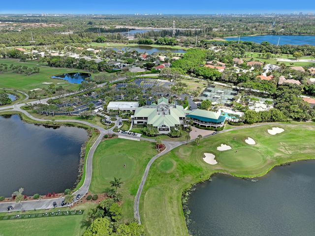 7807 Ironhorse Boulevard, West Palm Beach, FL 33412