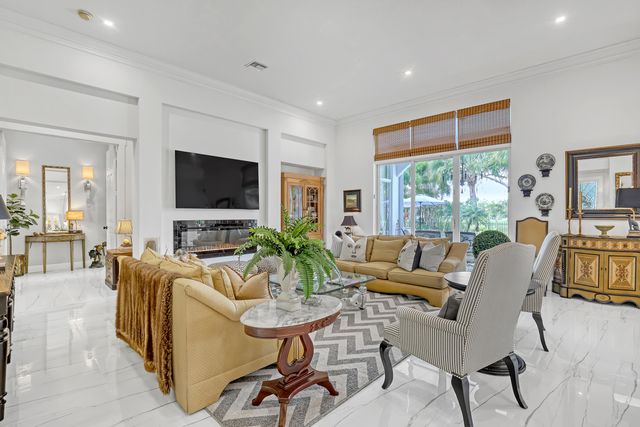 7807 Ironhorse Boulevard, West Palm Beach, FL 33412