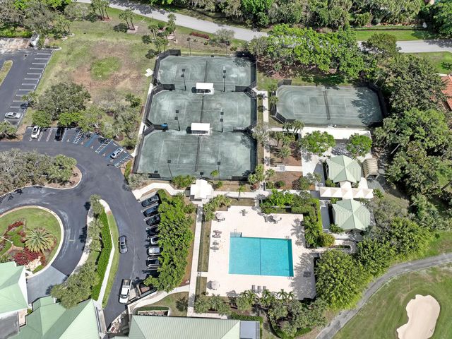 7807 Ironhorse Boulevard, West Palm Beach, FL 33412