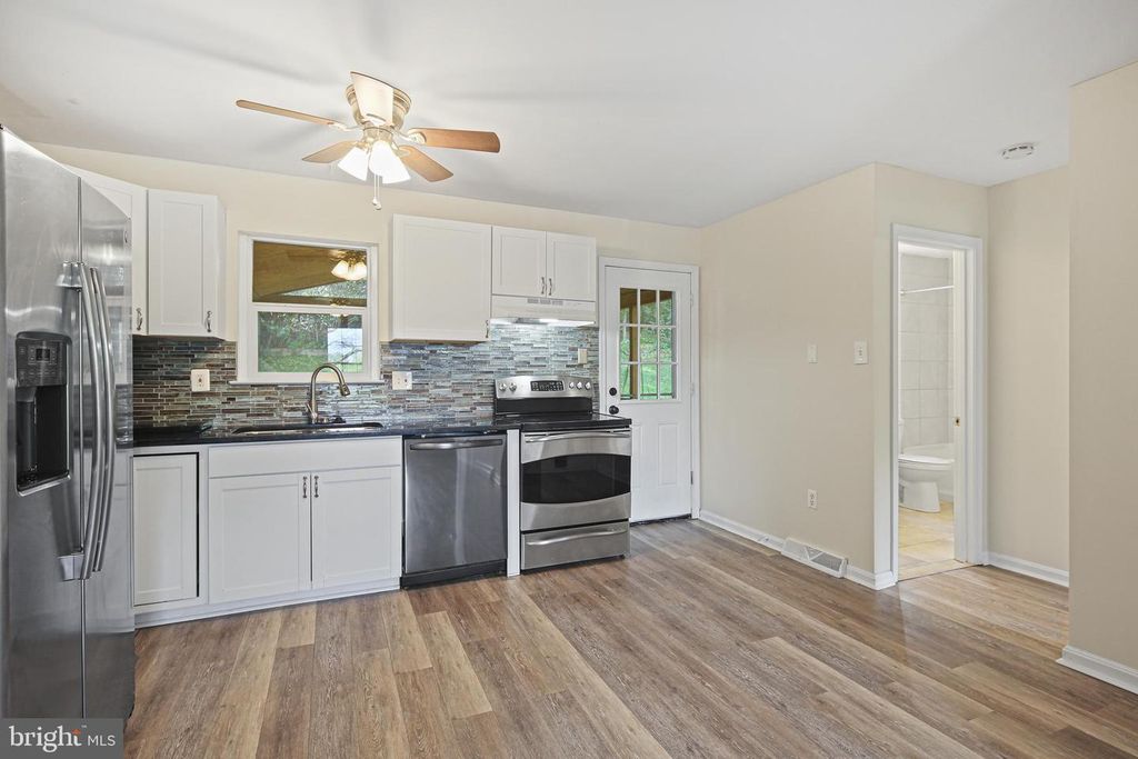 902 BLACK SPRUCE LN, Sykesville, MD 21784