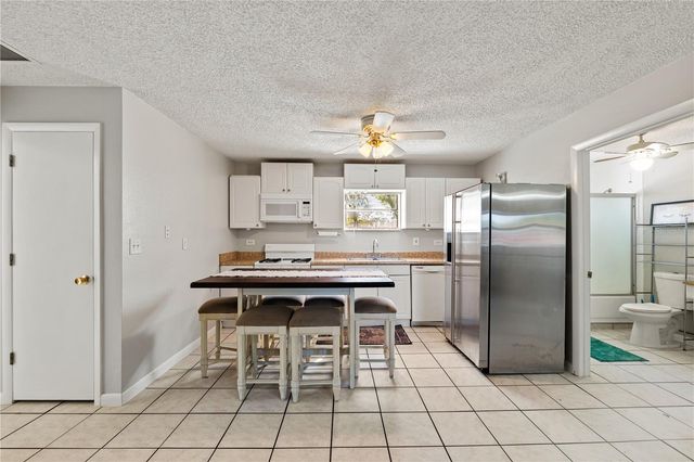 15509 CASEY ROAD A, Tampa, FL 33624