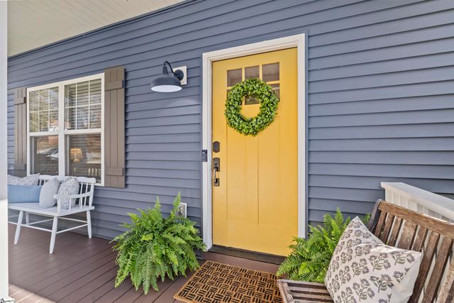 105 Burgess Avenue, Greenville, SC 29609