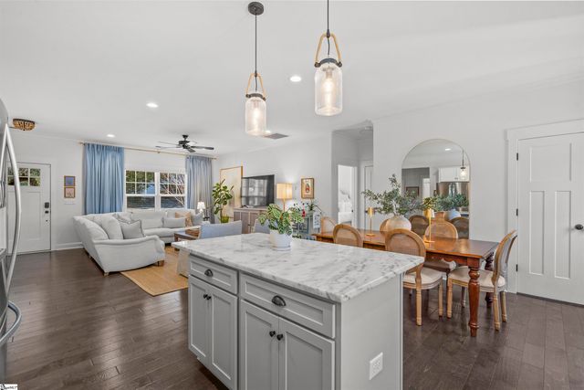 105 Burgess Avenue, Greenville, SC 29609