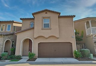 6293 E Valley Edge Drive, Fresno, CA 93727