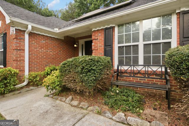 2958 Mary Alice Trail, Loganville, GA 30052