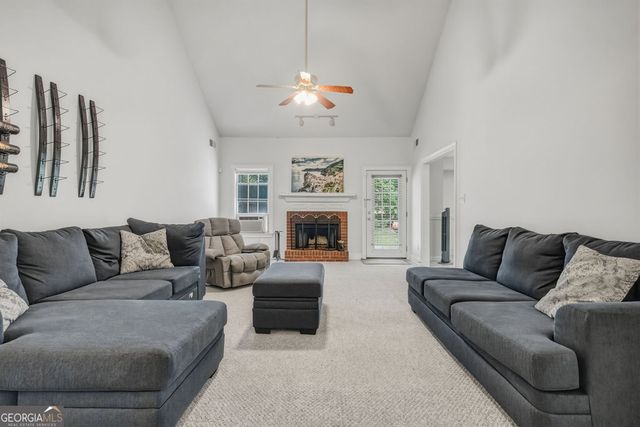 2958 Mary Alice Trail, Loganville, GA 30052