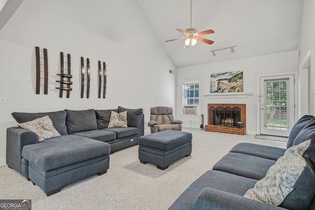 2958 Mary Alice Trail, Loganville, GA 30052