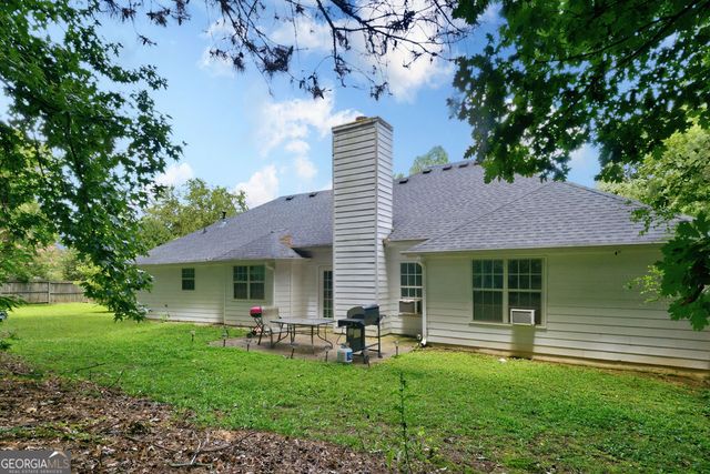 2958 Mary Alice Trail, Loganville, GA 30052