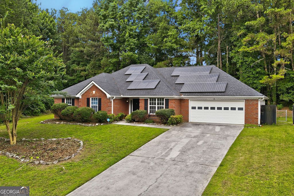 2958 Mary Alice Trail, Loganville, GA 30052