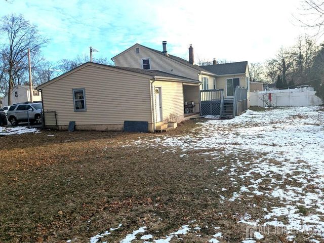 726 W Milton Avenue, Rahway, NJ 07065