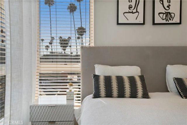5640 Observation, Los Angeles, CA 90028