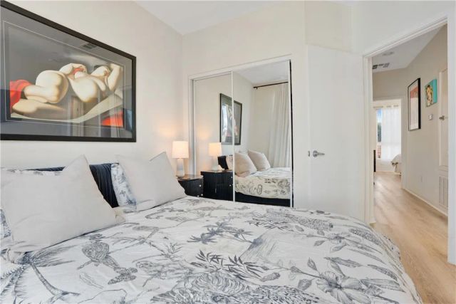 5640 Observation, Los Angeles, CA 90028