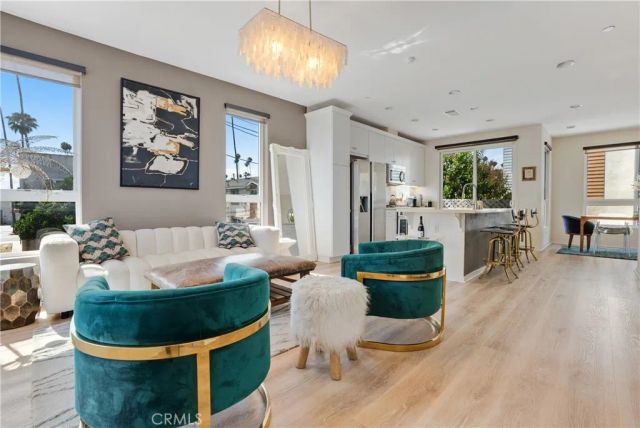 5640 Observation, Los Angeles, CA 90028