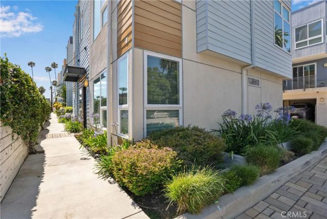 5640 Observation, Los Angeles, CA 90028