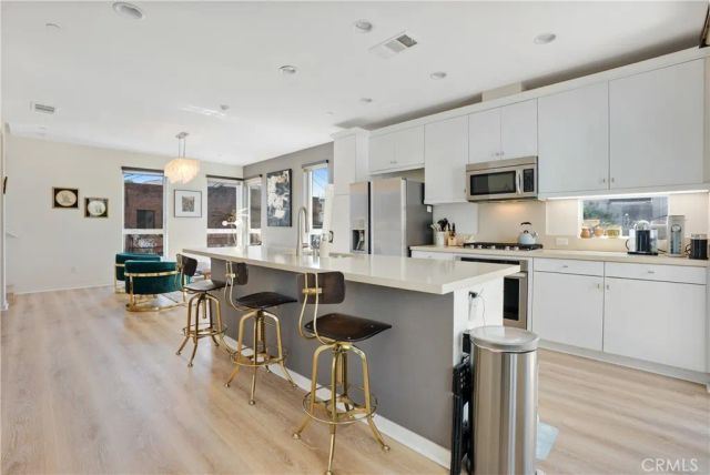 5640 Observation, Los Angeles, CA 90028