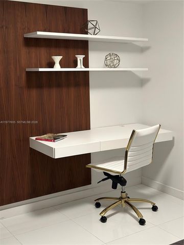 200 S Biscayne Boulevard Way 703, Miami, FL 33131