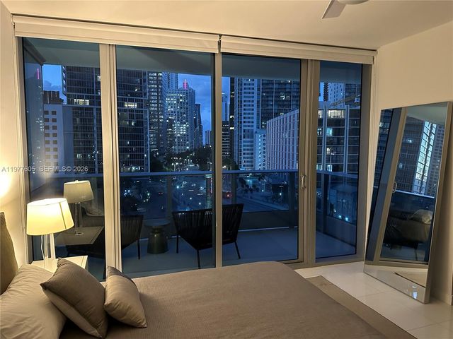 200 S Biscayne Boulevard Way 703, Miami, FL 33131