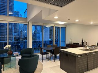 200 S Biscayne Boulevard Way 703, Miami, FL 33131