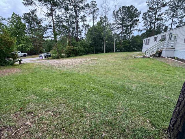 1194 Rainbow Dr., Loris, SC 29569