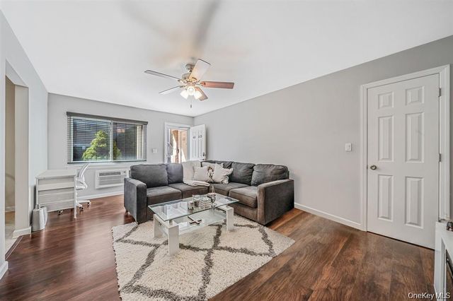 40 W 4th Street 213, Patchogue, NY 11772