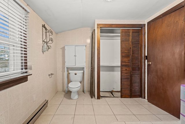 861 Grattan St, Chicopee, MA 01020