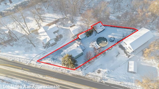 861 Grattan St, Chicopee, MA 01020