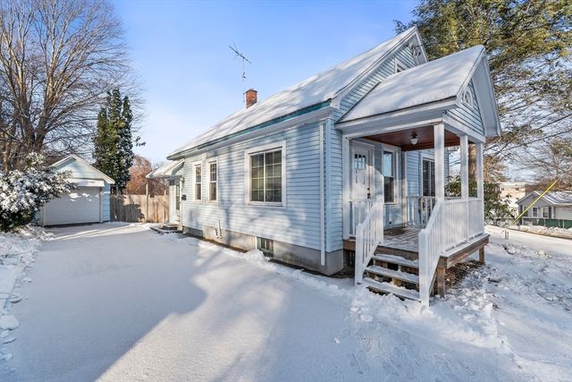 861 Grattan St, Chicopee, MA 01020