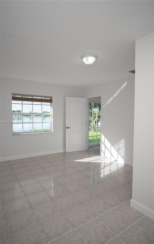 15002 SW 67th Ln, Miami, FL 33193