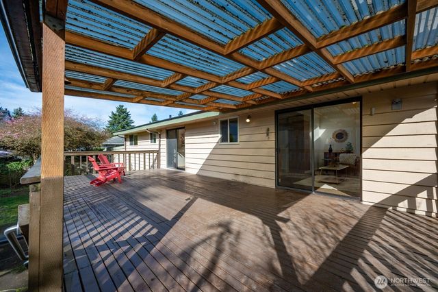 2315 N 171st Street, Shoreline, WA 98133