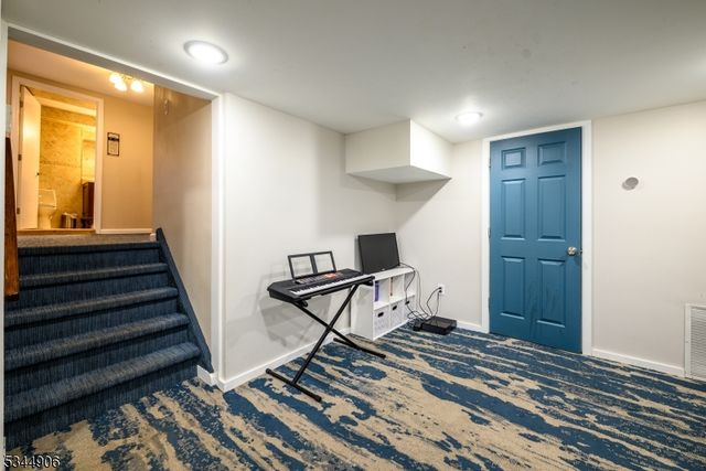 487 Brook Ave, Passaic City, NJ 07055