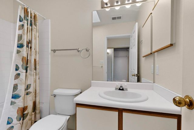 7373 Loire Drive NE, Rio Rancho, NM 87144