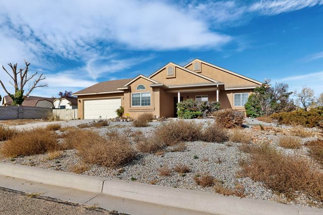 7373 Loire Drive NE, Rio Rancho, NM 87144