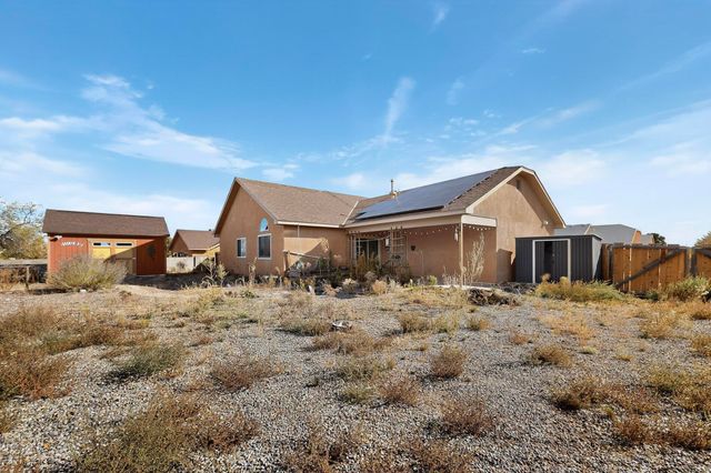 7373 Loire Drive NE, Rio Rancho, NM 87144