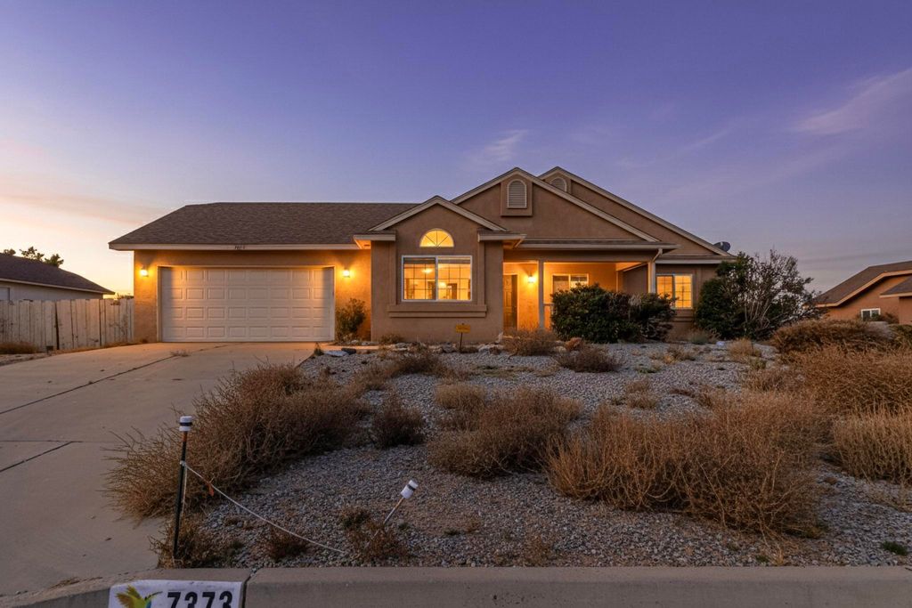 7373 Loire Drive NE, Rio Rancho, NM 87144