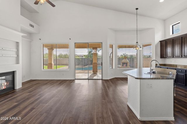 7803 E Nestling Way, Scottsdale, AZ 85255