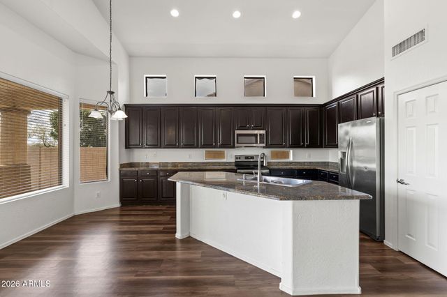 7803 E Nestling Way, Scottsdale, AZ 85255