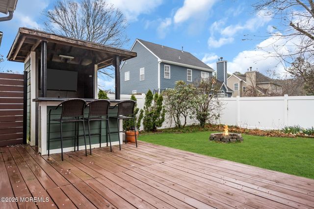 813 Raleigh Drive, Toms River, NJ 08753