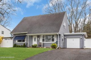 813 Raleigh Drive, Toms River, NJ 08753