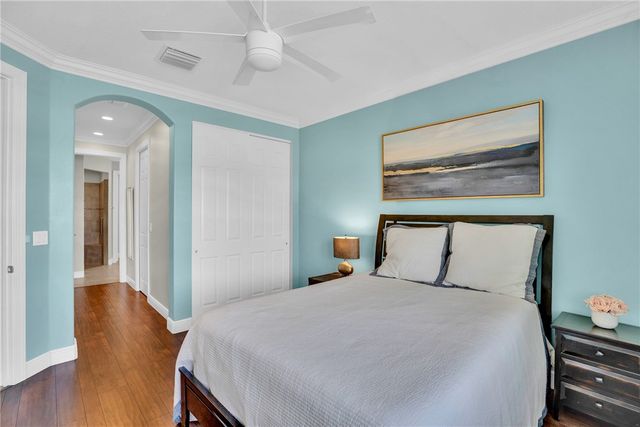 1868 Red Oak Terrace, Vero Beach, FL 32966