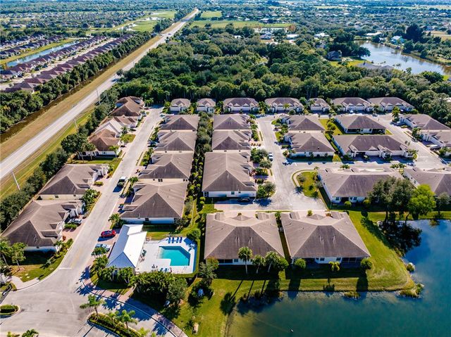 1868 Red Oak Terrace, Vero Beach, FL 32966