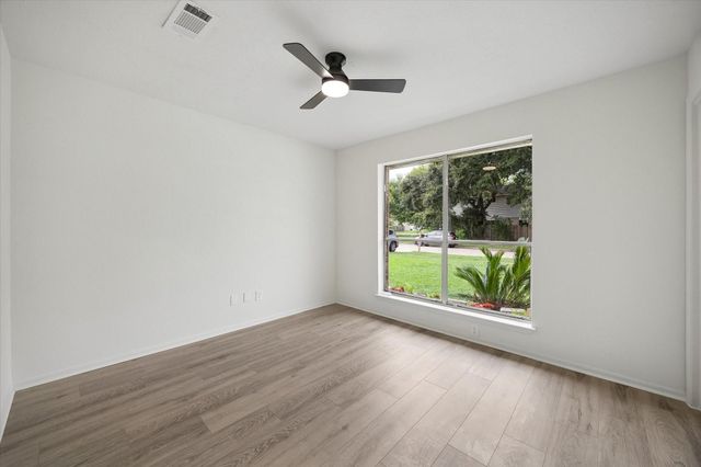 12527 Mistymont Drive, Houston, TX 77070
