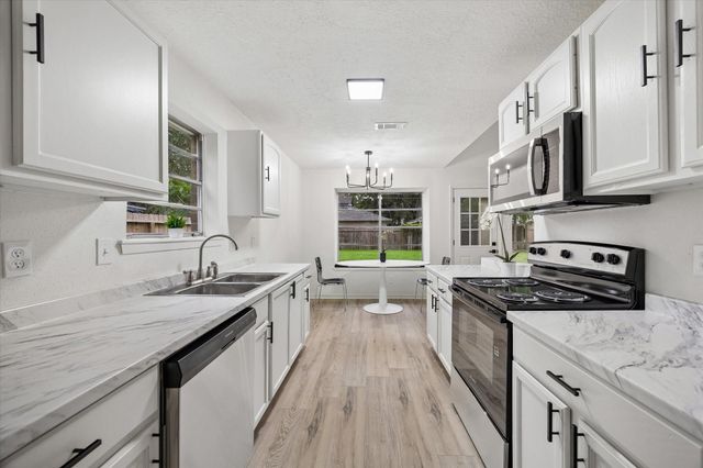 12527 Mistymont Drive, Houston, TX 77070